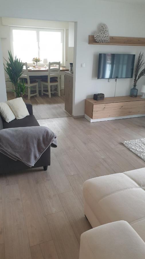 Boardingappartement Windeckblick, Ruhige, Zentrale Lage Mit Grossem Suedbalkon บึล ภายนอก รูปภาพ