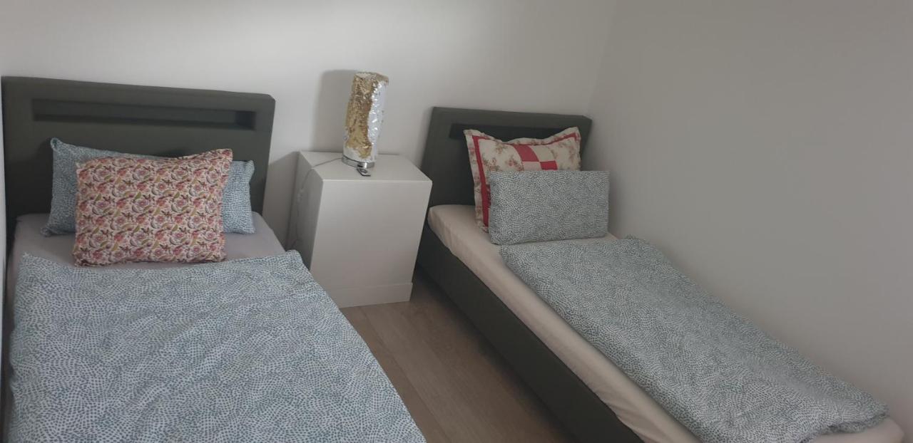 Boardingappartement Windeckblick, Ruhige, Zentrale Lage Mit Grossem Suedbalkon บึล ภายนอก รูปภาพ